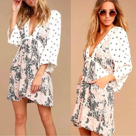 Free People Tallula Mini Dress XS White Mixed Print Boho V-Neck Long Sleeve - Picture 1 of 15